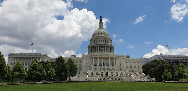 Большая победа Байдена. Сенат США поддержал налоговую и энергетическую реформу демократов