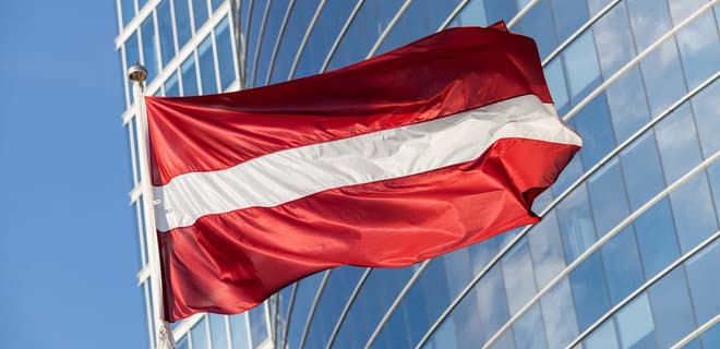 Латвия приостановила соглашение об экономическом сотрудничестве с Россией