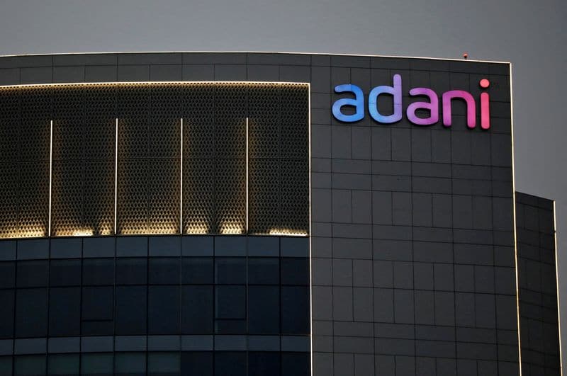 Акции группы Adani выросли после обвала рынка на $113 млрд От Investing.com