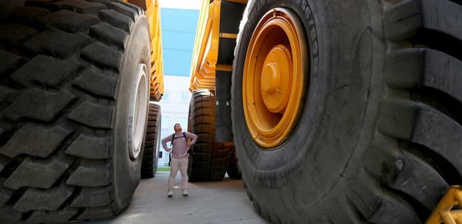 США ударили санкциями по двум основным машиностроительным предприятиям Беларуси