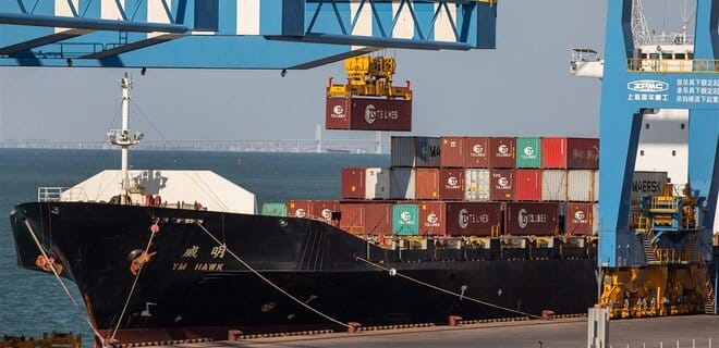 Постковидное восстановление в Китае ослабевает: китайский экспорт начал резко сокращаться